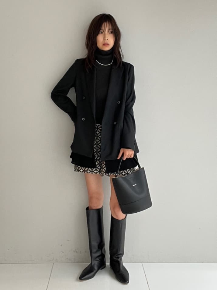 misaさんの「DRESSTERIOR｜オーバーラップサークルショートパンツ」を使ったコーディネート
