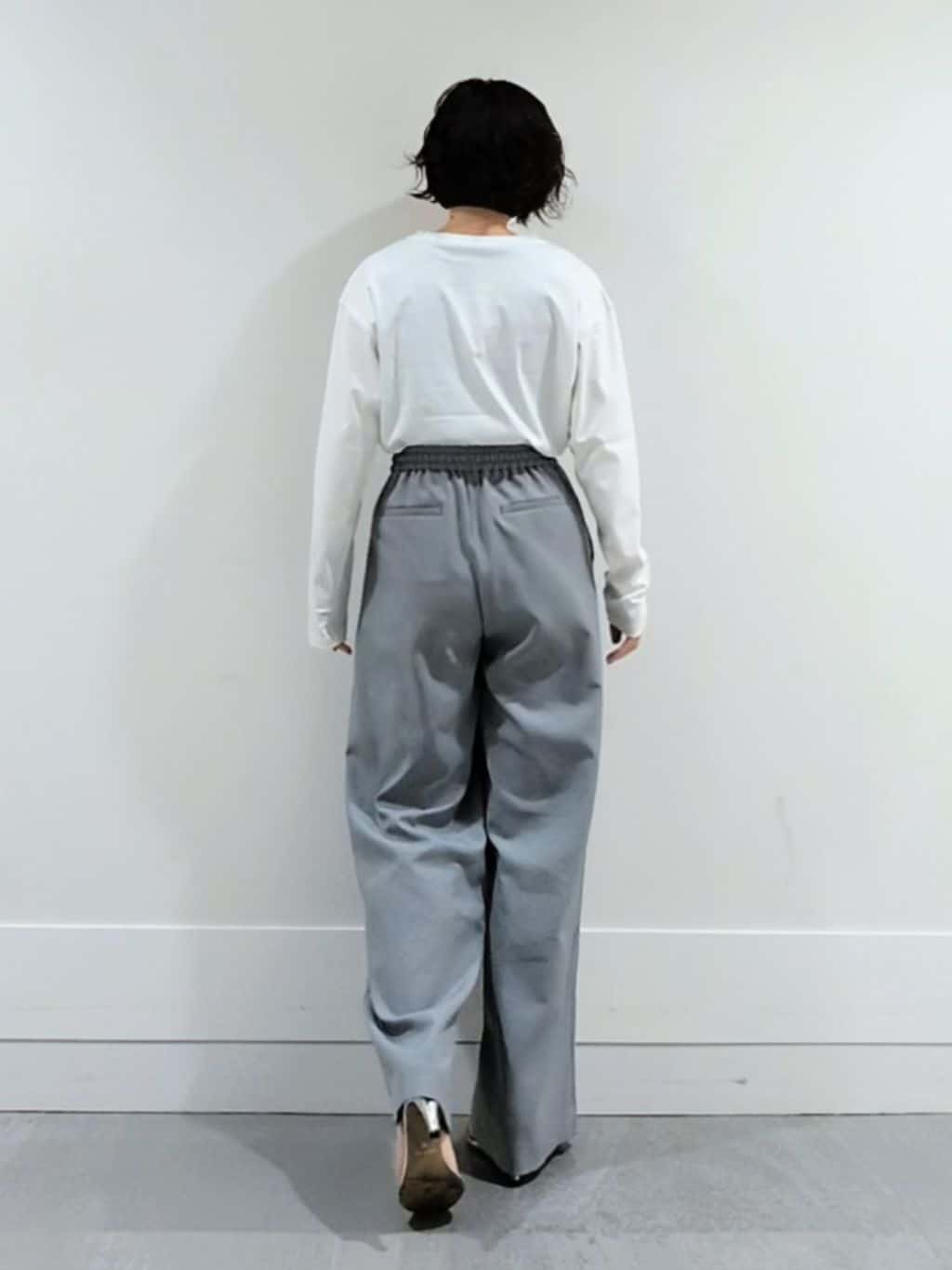 ミズタさんの「UNTITLED｜【洗える/コットン100%】グラフィックロンT」を使ったコーディネート