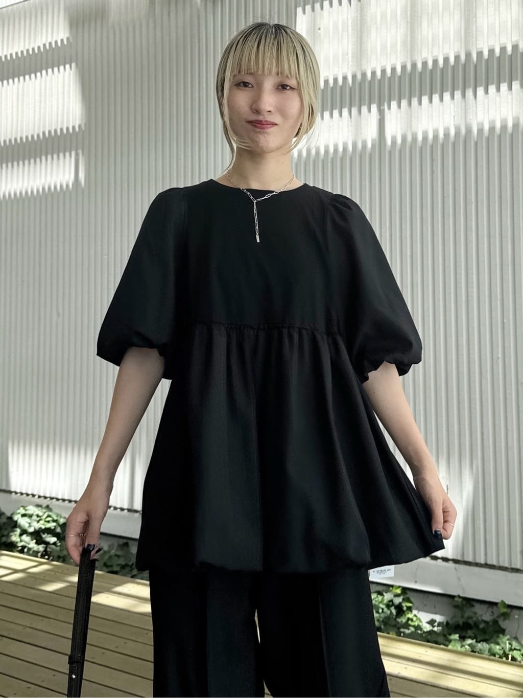 omaさんの「THE SHOP TK｜バルーンスリーブペプラムチュニック【洗える】」を使ったコーディネート