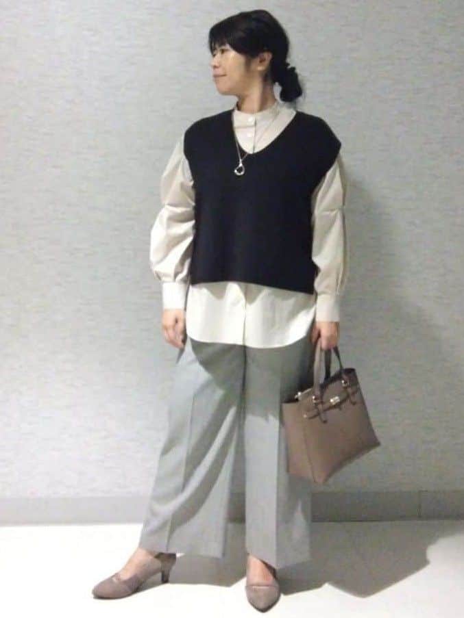 sakoさんの「Reflect｜【さらっと一枚で決まる／重ね着にもおすすめ◎】タックスリーブシャツブラウス」を使ったコーディネート