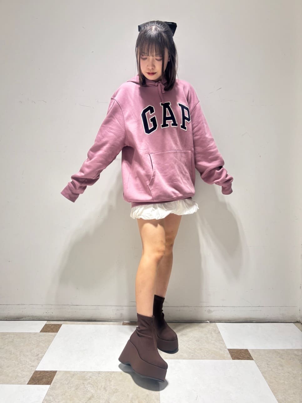 せらら⭐️さんの「ESPERANZA｜厚底ニットショートブーツ」を使ったコーディネート