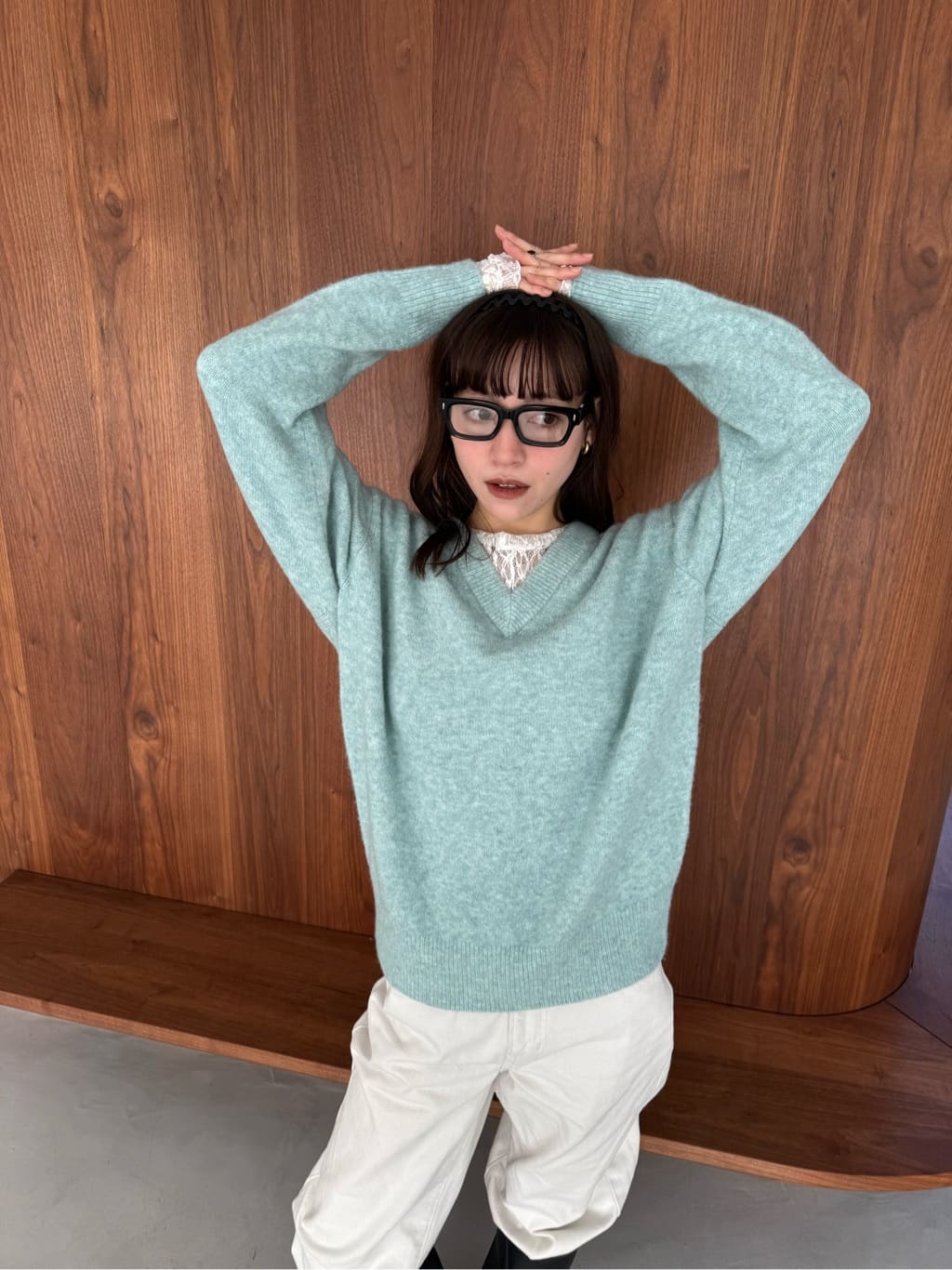 miyu maesakaさんの「CODE A｜M cloudy over V pullover」を使ったコーディネート