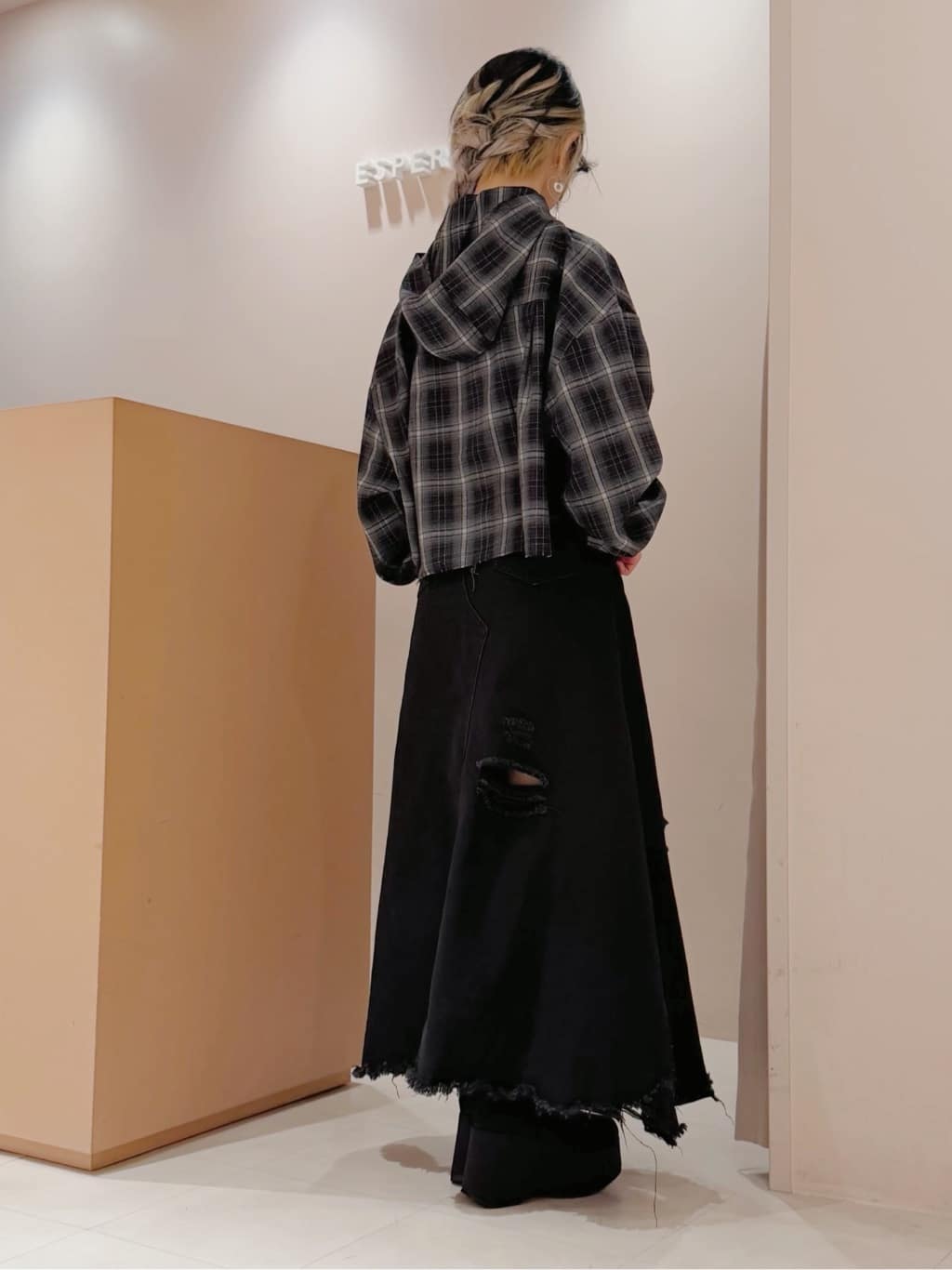 MIGIさんの「ESPERANZA｜厚底ニットショートブーツ」を使ったコーディネート