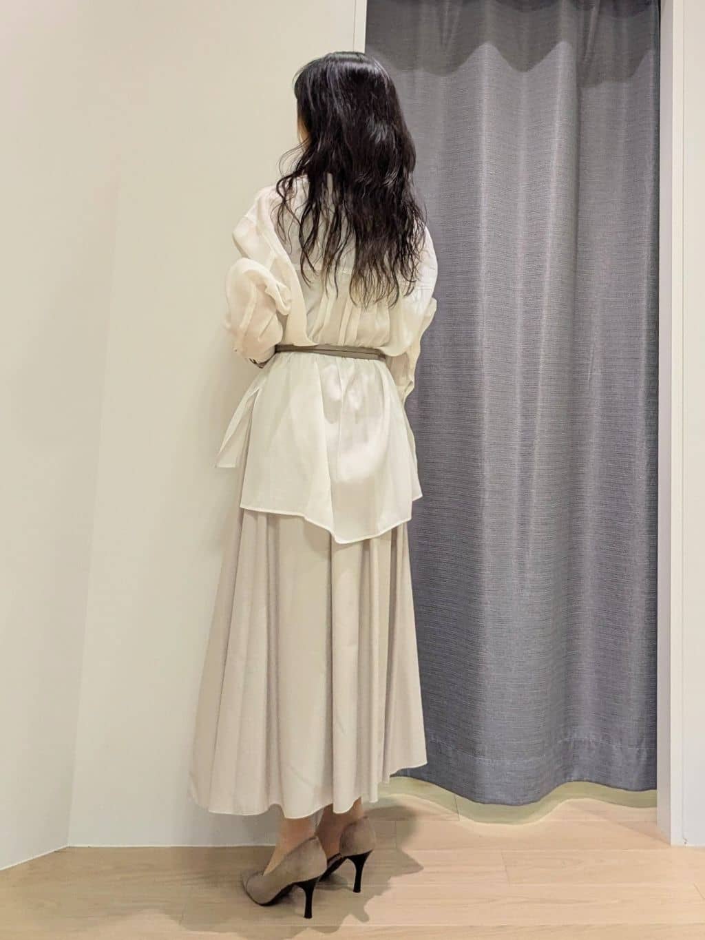 miiさんの「INDIVI｜【体型カバー／清涼感】シアーオーバーシャツ」を使ったコーディネート