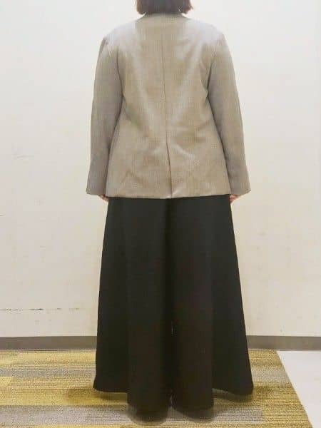 okayuさんの「THE SHOP TK｜【今羽織るなら】ダブルブレストジャケット【セットアップ可/洗える】」を使ったコーディネート