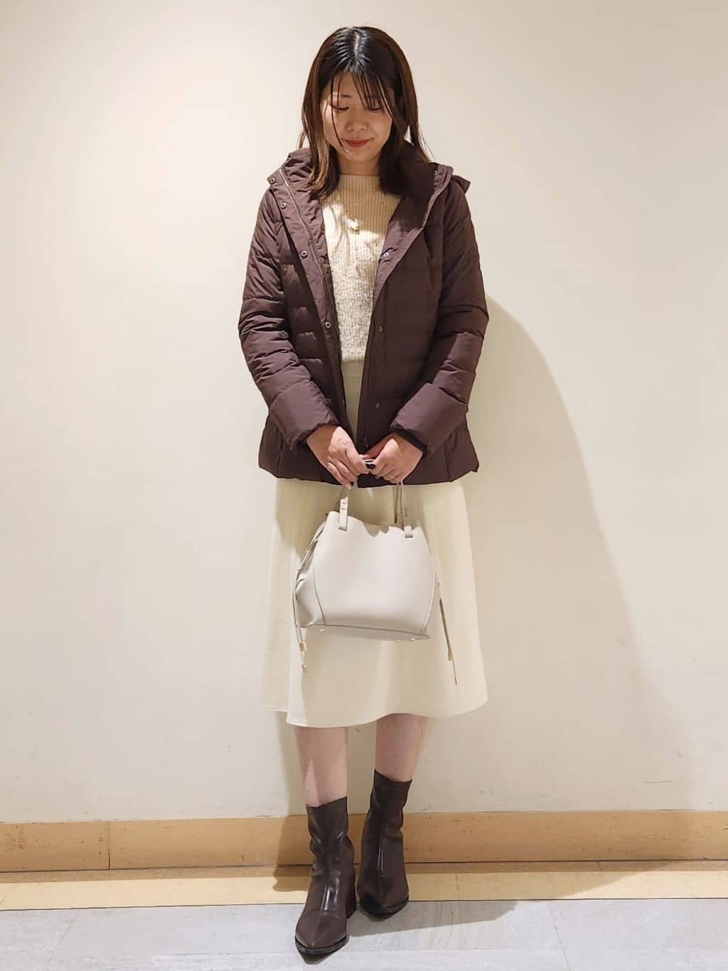 yukaさんの「COUP DE CHANCE｜【FP800保温性◎／抗菌防臭／手洗い可】ミドル丈ダウンコート」を使ったコーディネート