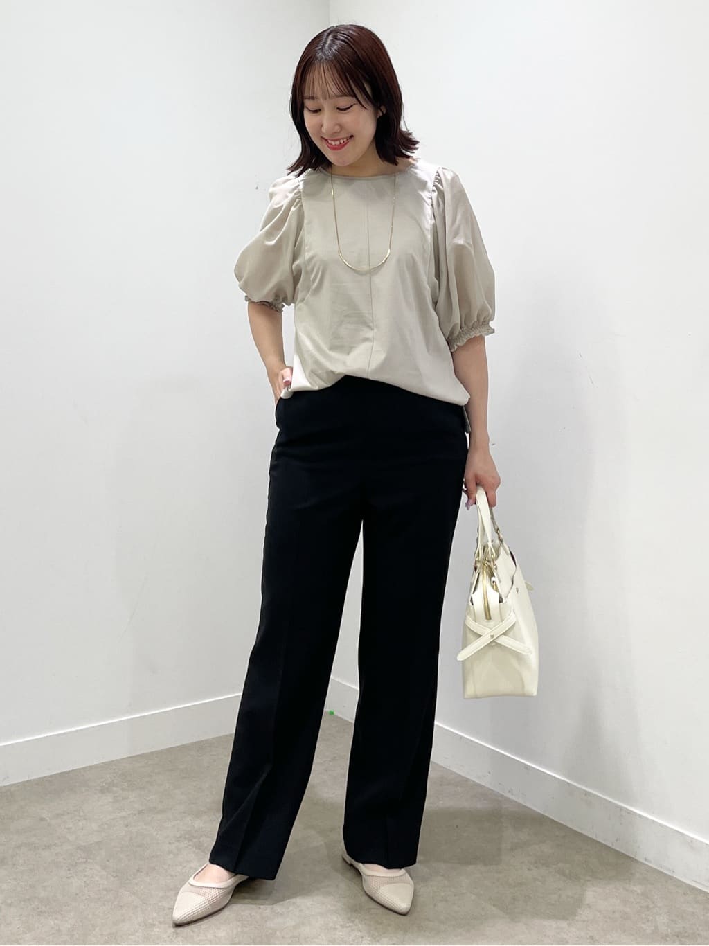 yukariさんの「Reflect｜【マシンウォッシュ可】リネンライクフレアパンツ」を使ったコーディネート