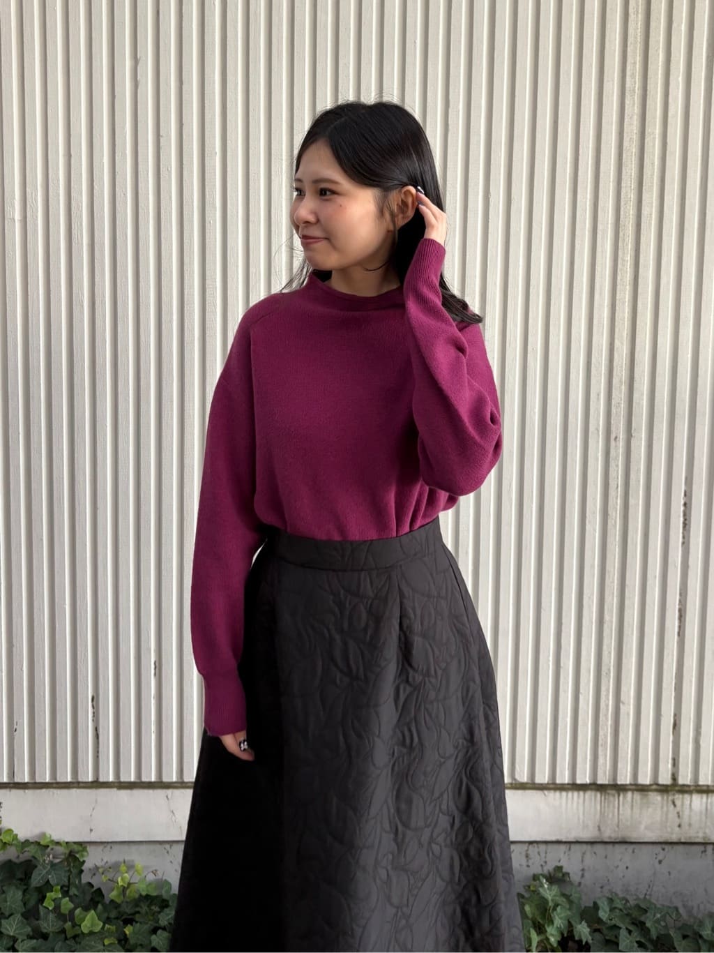 AOIさんの「Couture brooch｜【ゆるふわ・通勤】リッシュアンゴラ バックパール調ニット」を使ったコーディネート