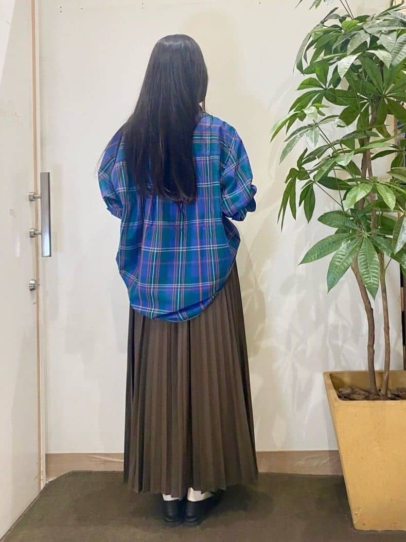 AYUMIさんの「SHOO･LA･RUE｜【洗濯機可/S-LL】程よい抜け感 大人のチェックシャツ」を使ったコーディネート