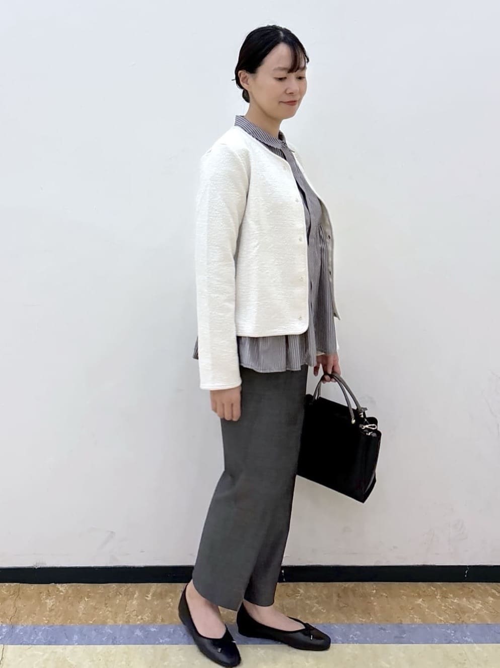 akariさんの「index｜ストレッチノーカラーブルゾン【洗濯機OK】」を使ったコーディネート