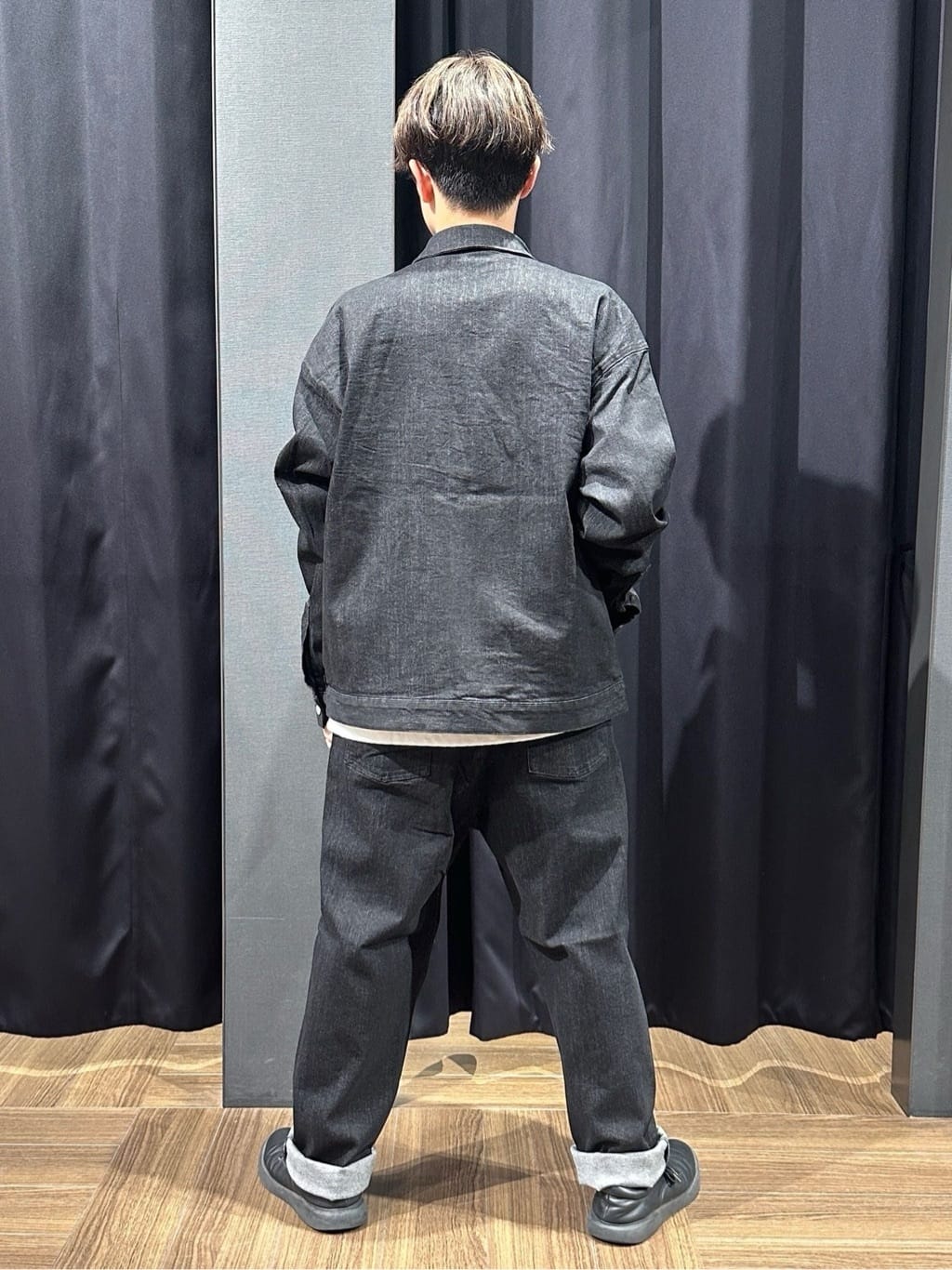 tomoyaさんの「THE SHOP TK｜コットンデニムブルゾン 【セットアップ可】」を使ったコーディネート