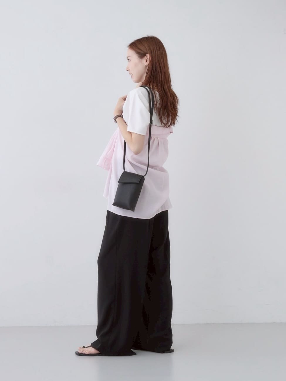 mitsukiさんの「INDIVI｜【体型カバー／清涼感】シアーオーバーシャツ」を使ったコーディネート