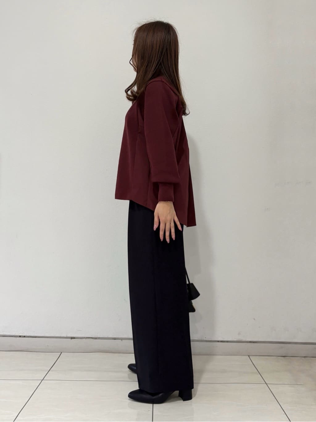 kahoさんの「INDIVI｜【洗える／選べる8色】トーンアップニット」を使ったコーディネート