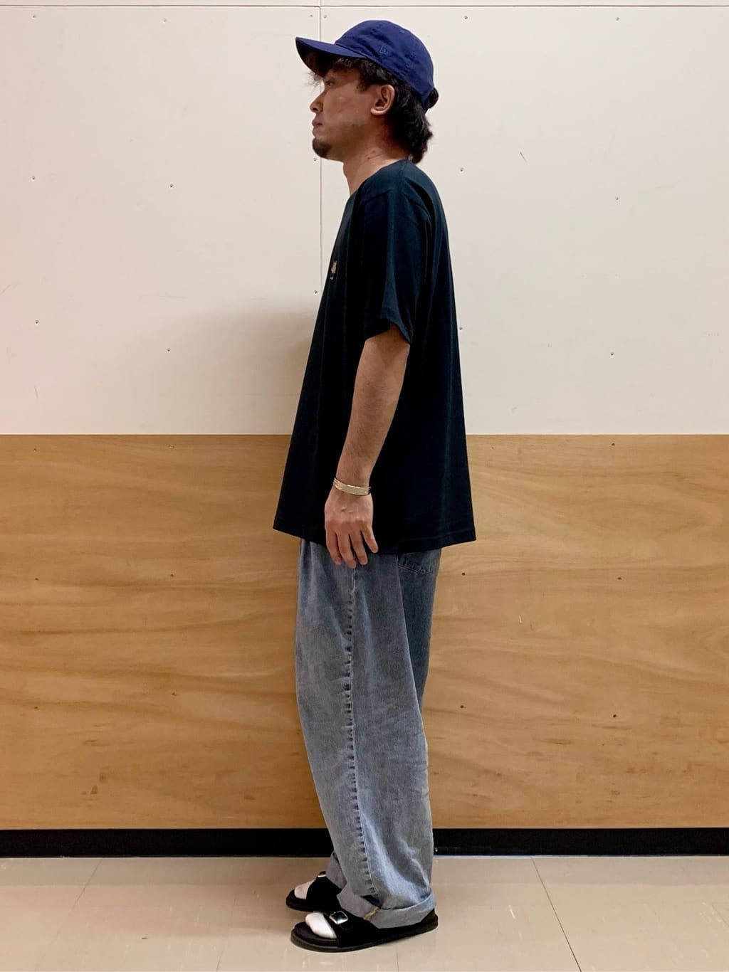 MATUさんの「THE SHOP TK｜ワンポイントベアーロゴ半袖Tシャツ【洗濯機OK】」を使ったコーディネート