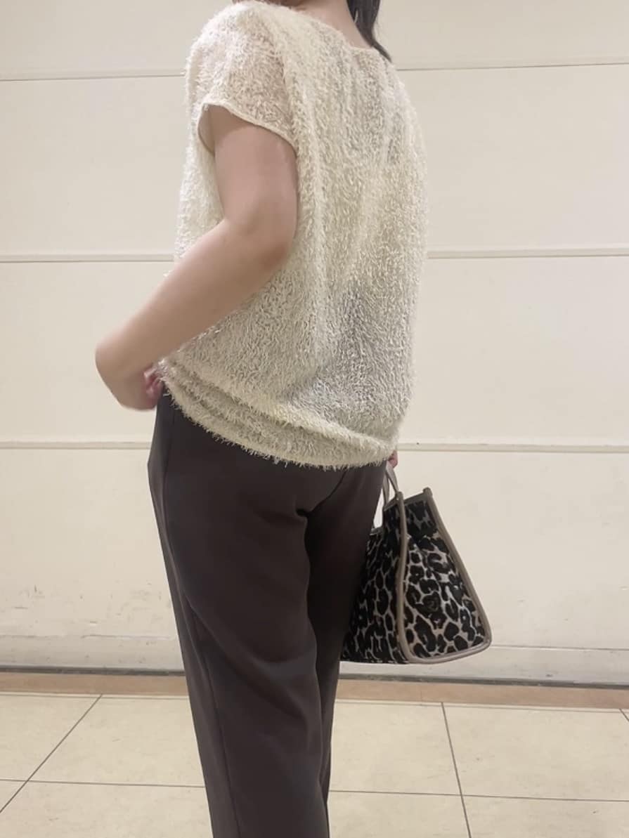 watanabeさんの「UNTITLED｜【セットアップ可/洗える】フェザーフレンチスリーブブラウス」を使ったコーディネート