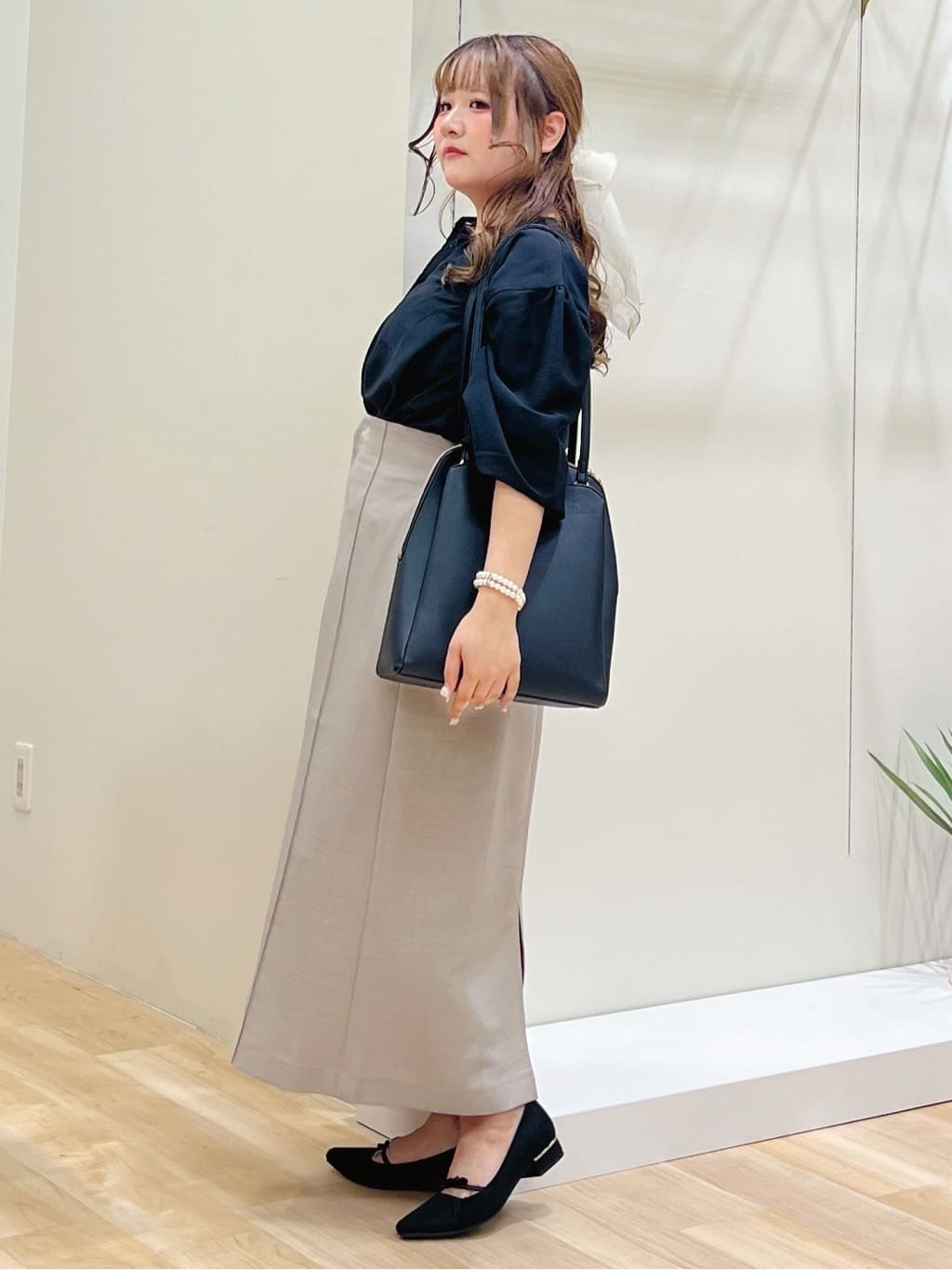 みことさんの「grove｜【カセット服】洗えるストレートシルエットスカート」を使ったコーディネート