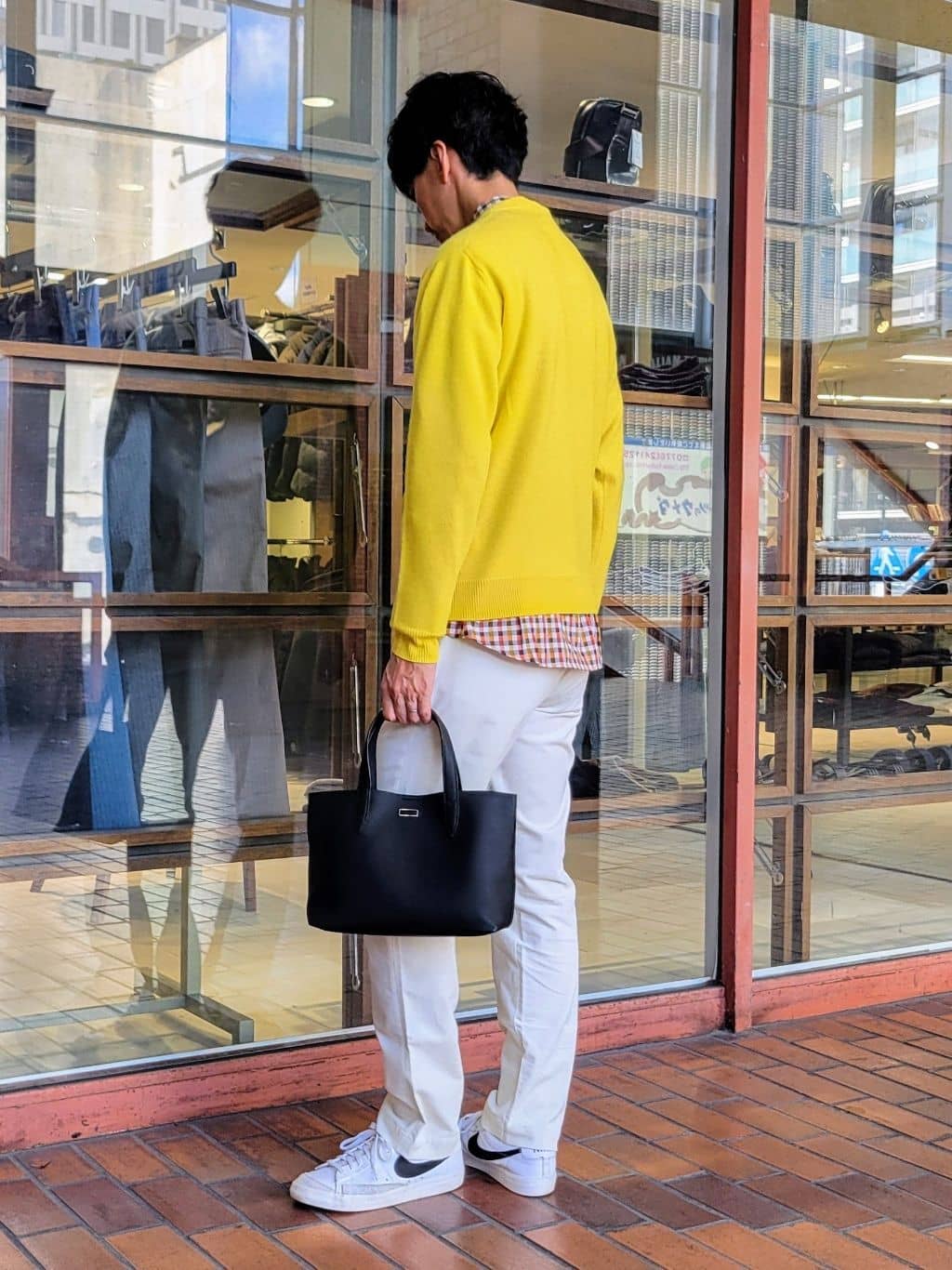 piroyaさんの「TAKEO KIKUCHI｜【Air Palette Knit】ワンポイント カラーニット プルオーバー」を使ったコーディネート