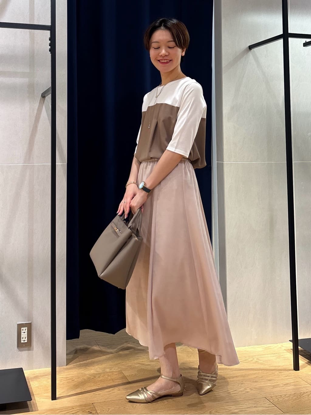 kanaeさんの「INDIVI｜【セットアップ可能】ビスチェレイヤード風トップス」を使ったコーディネート
