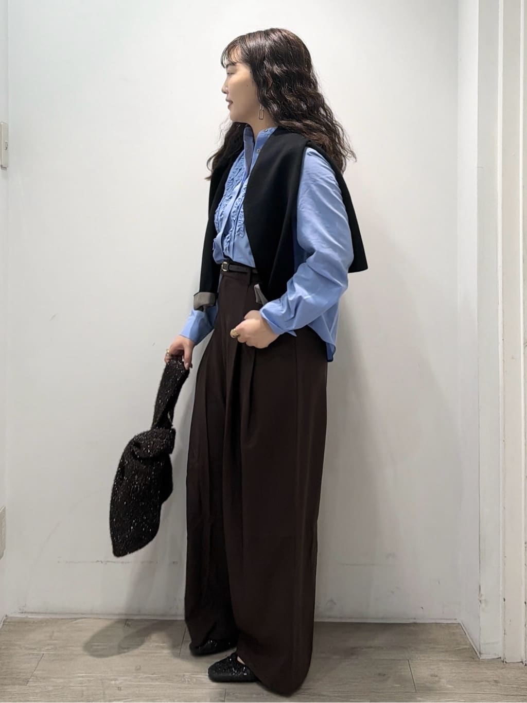 sumicaさんの「OPAQUE.CLIP｜タックデザインワイドパンツ【洗濯機OK】」を使ったコーディネート