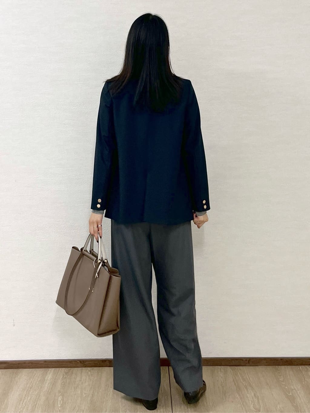 sachikoさんの「OPAQUE.CLIP｜ベルト付きタックワイドパンツ【洗濯機OK】」を使ったコーディネート
