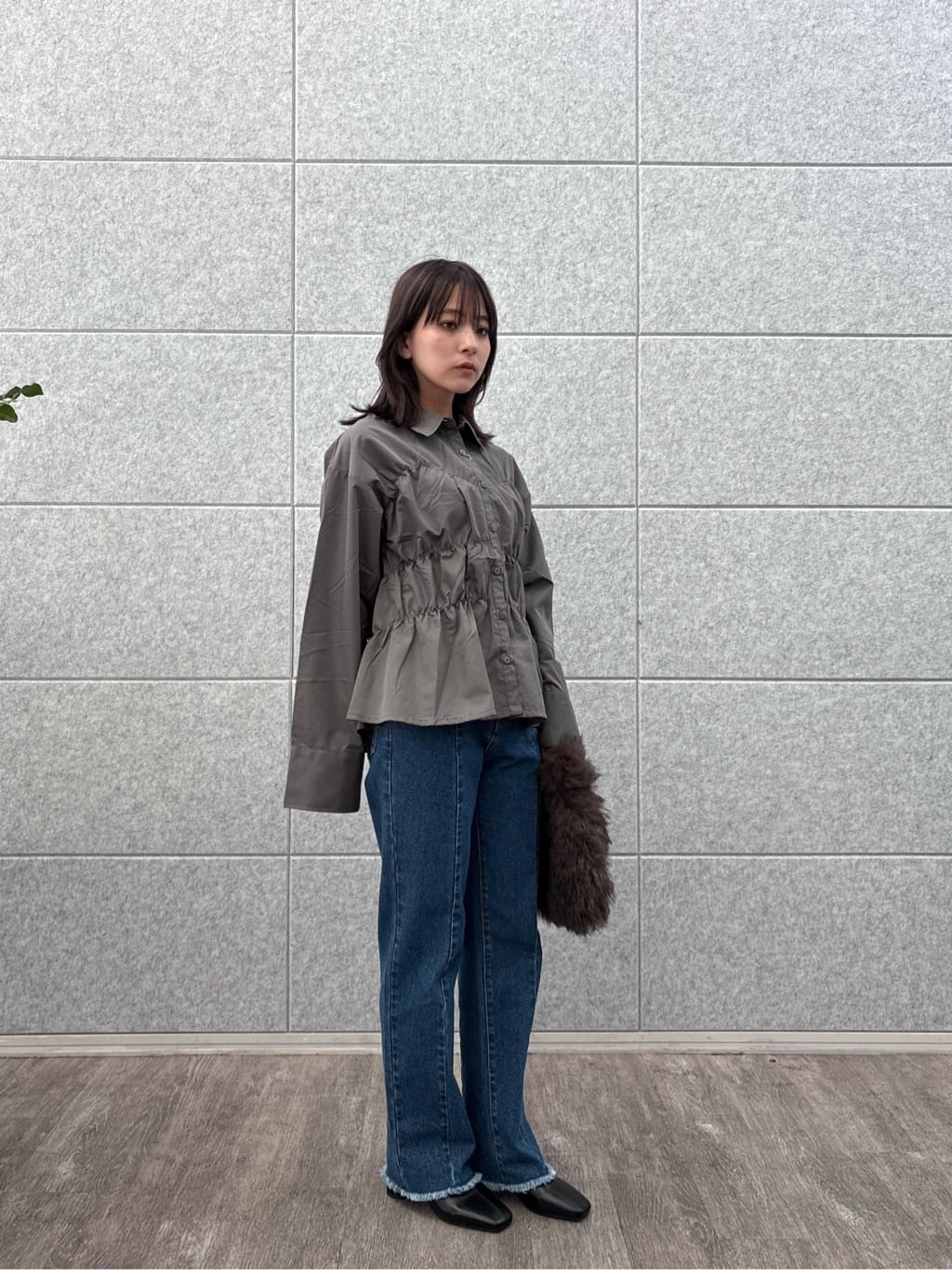 erikaさんの「INDIVI｜センターピンタックデニム」を使ったコーディネート