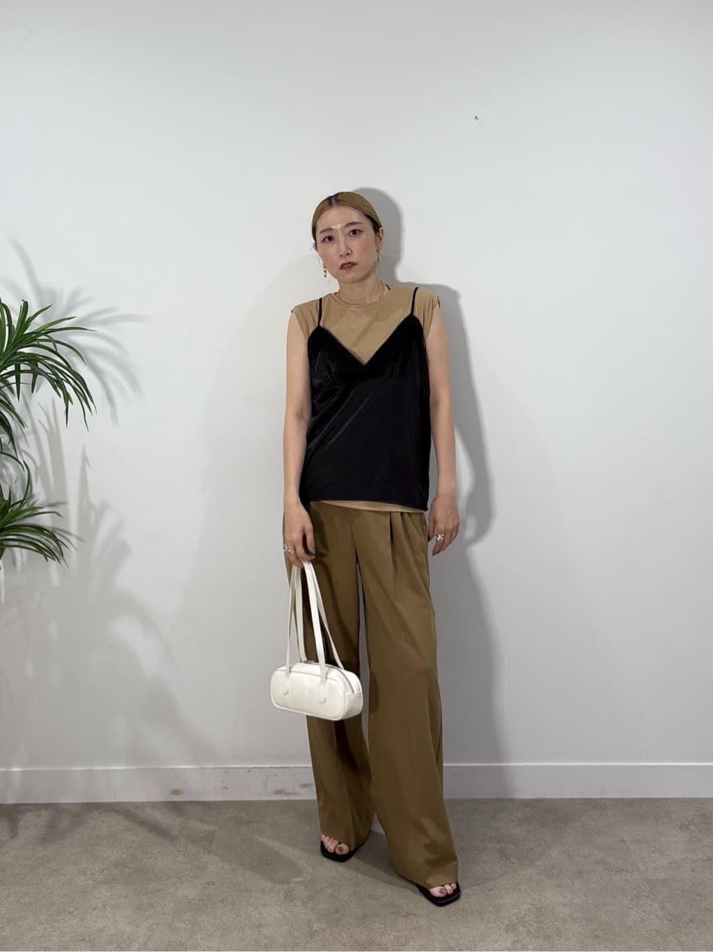 kotakiさんの「INDIVI｜キャミセットカットソー」を使ったコーディネート
