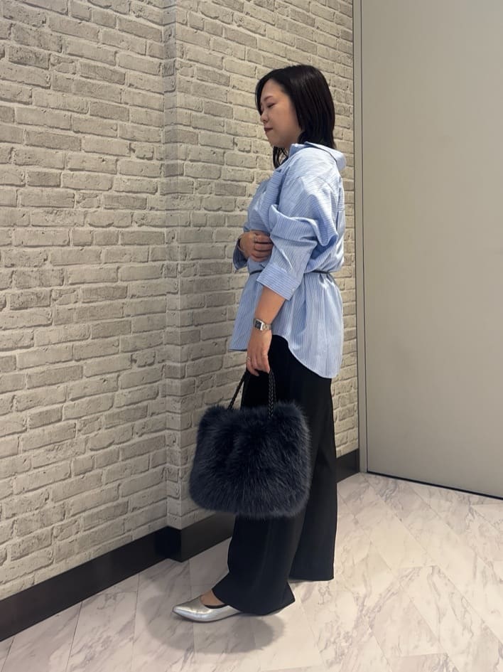 Akiさんの「INDIVI｜Comfy SET UP｜イージーストレートワイドパンツ【セットアップ対応／通勤/カセット服】」を使ったコーディネート