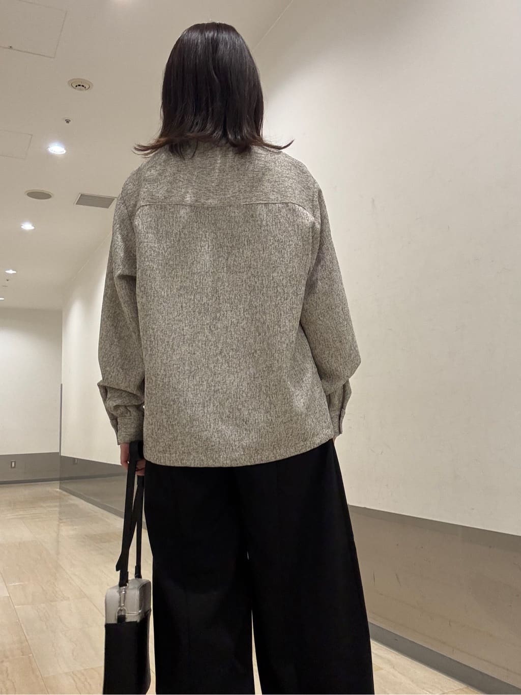 Renaさんの「tk.TAKEO KIKUCHI｜グランパバギースラックス」を使ったコーディネート