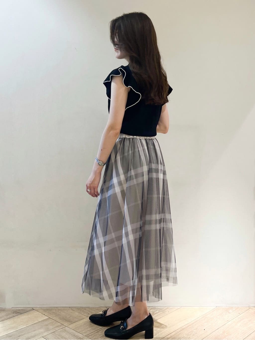 nanaさんの「index｜フレアスリーブボウタイニット【洗濯機洗い可／接触冷感／抗ピル】」を使ったコーディネート