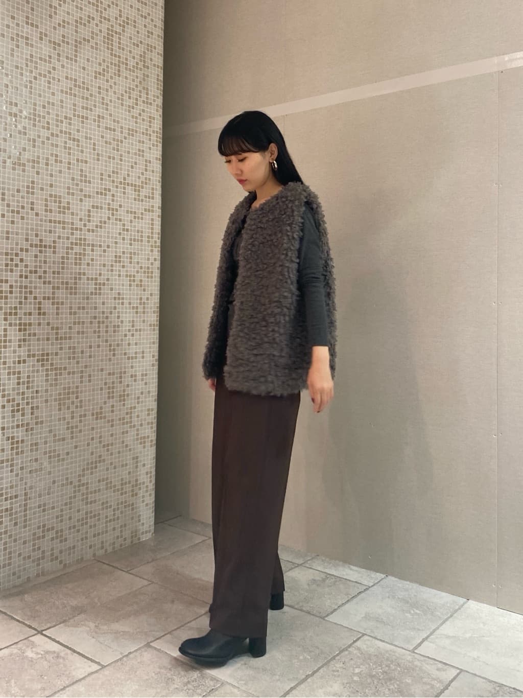 rinaさんの「INDIVI｜カットアウトカットソー」を使ったコーディネート
