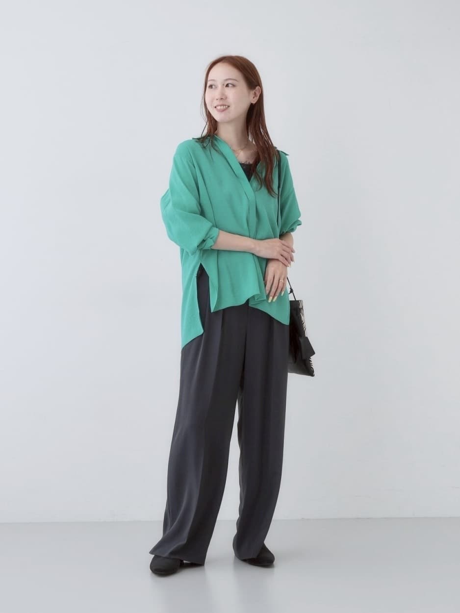 mitsukiさんの「INDIVI｜【着心地◎！】タックワイドパンツ」を使ったコーディネート