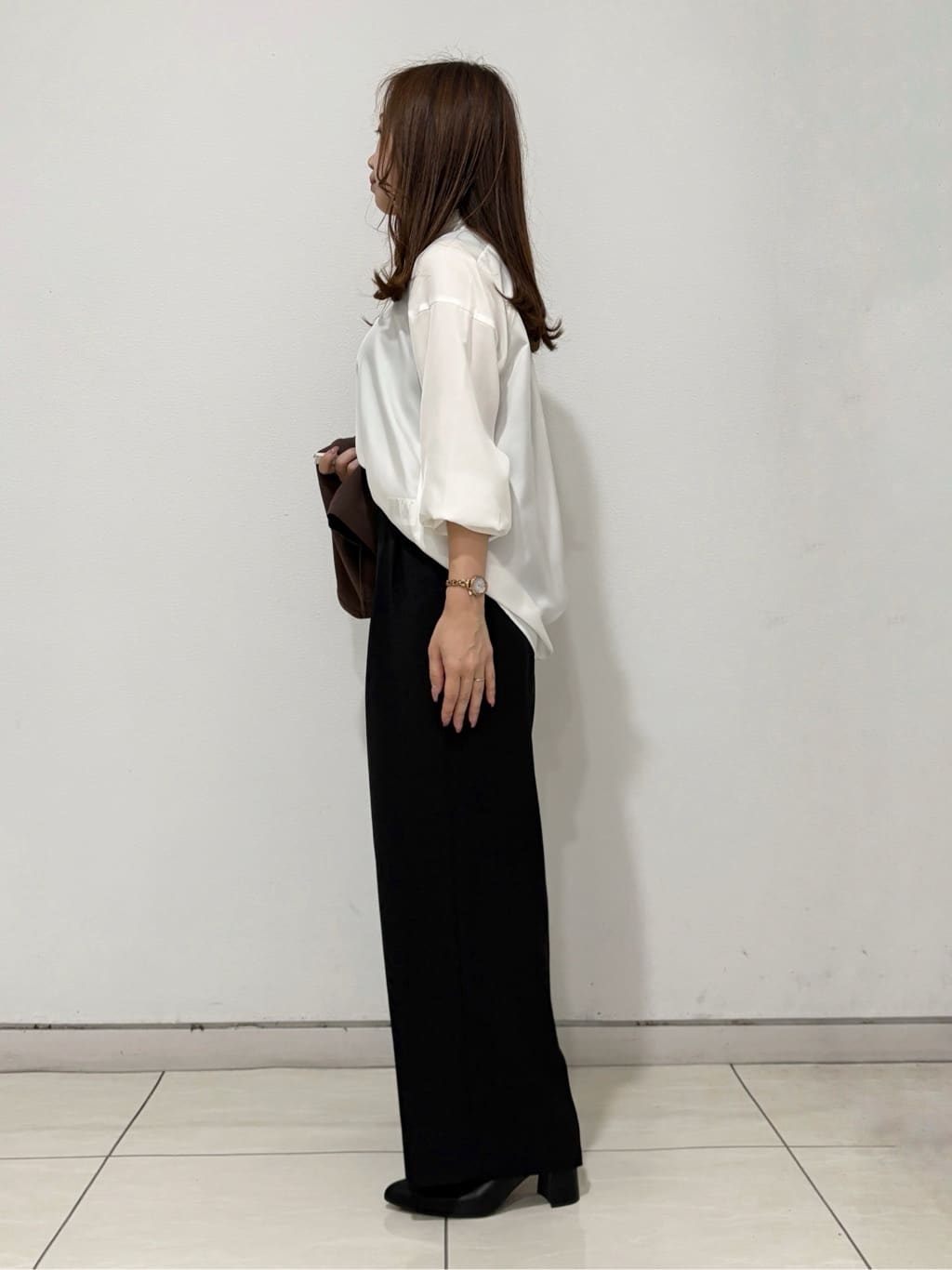 kahoさんの「INDIVI｜【着心地◎！】タックワイドパンツ」を使ったコーディネート