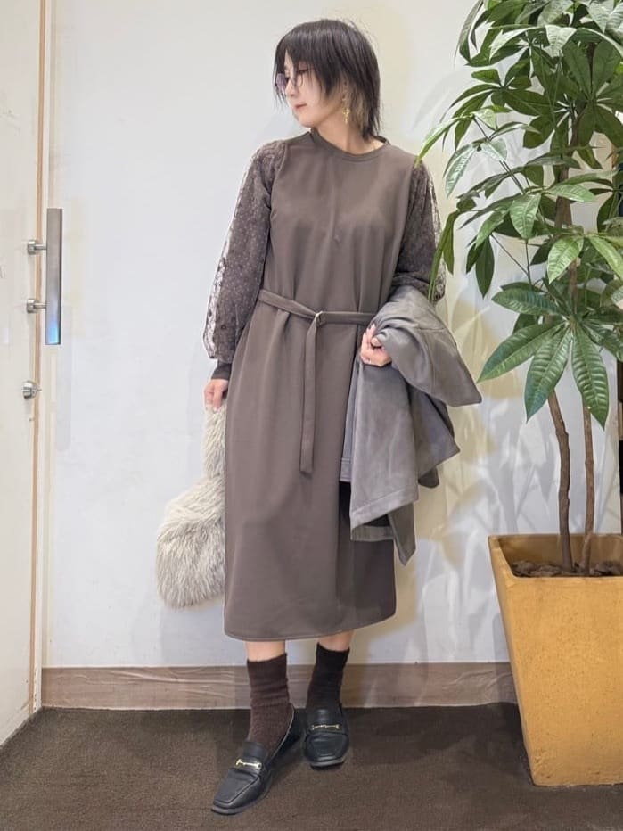 misakiさんの「SHOO･LA･RUE｜【S-LL】上品さを纏う やわらかフェイクスエード ミドル丈ブルゾン」を使ったコーディネート