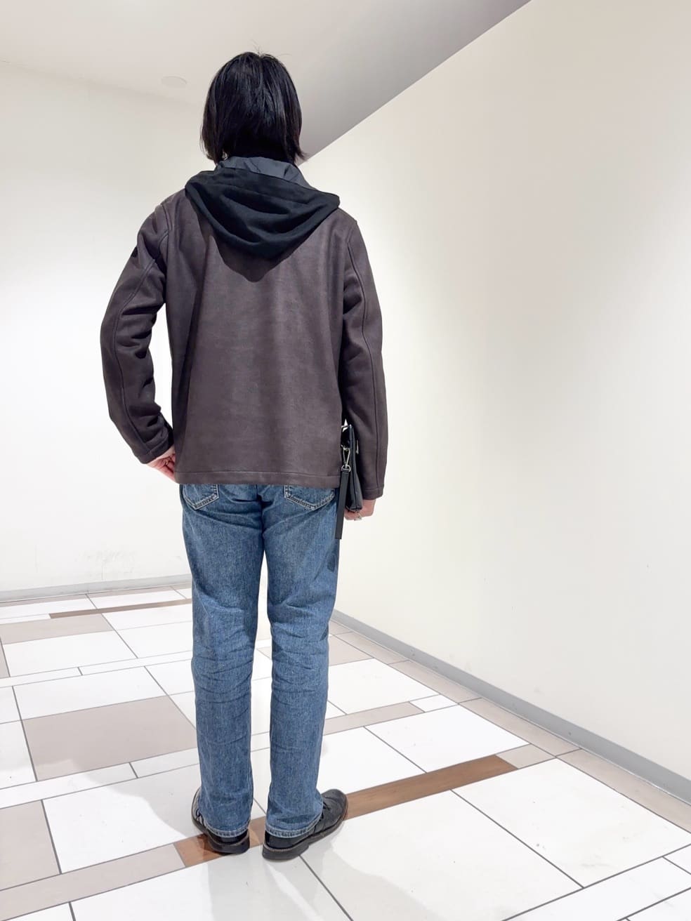 及川さんの「TAKEO KIKUCHI｜【JUST ONE LAYER】ダウンファブリック ジップアップ フード ブルゾン」を使ったコーディネート