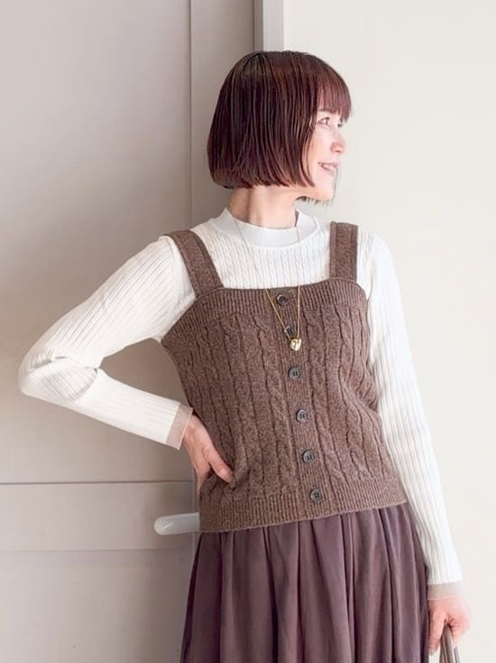 yamakoさんの「grove｜袖口配色リブニット」を使ったコーディネート