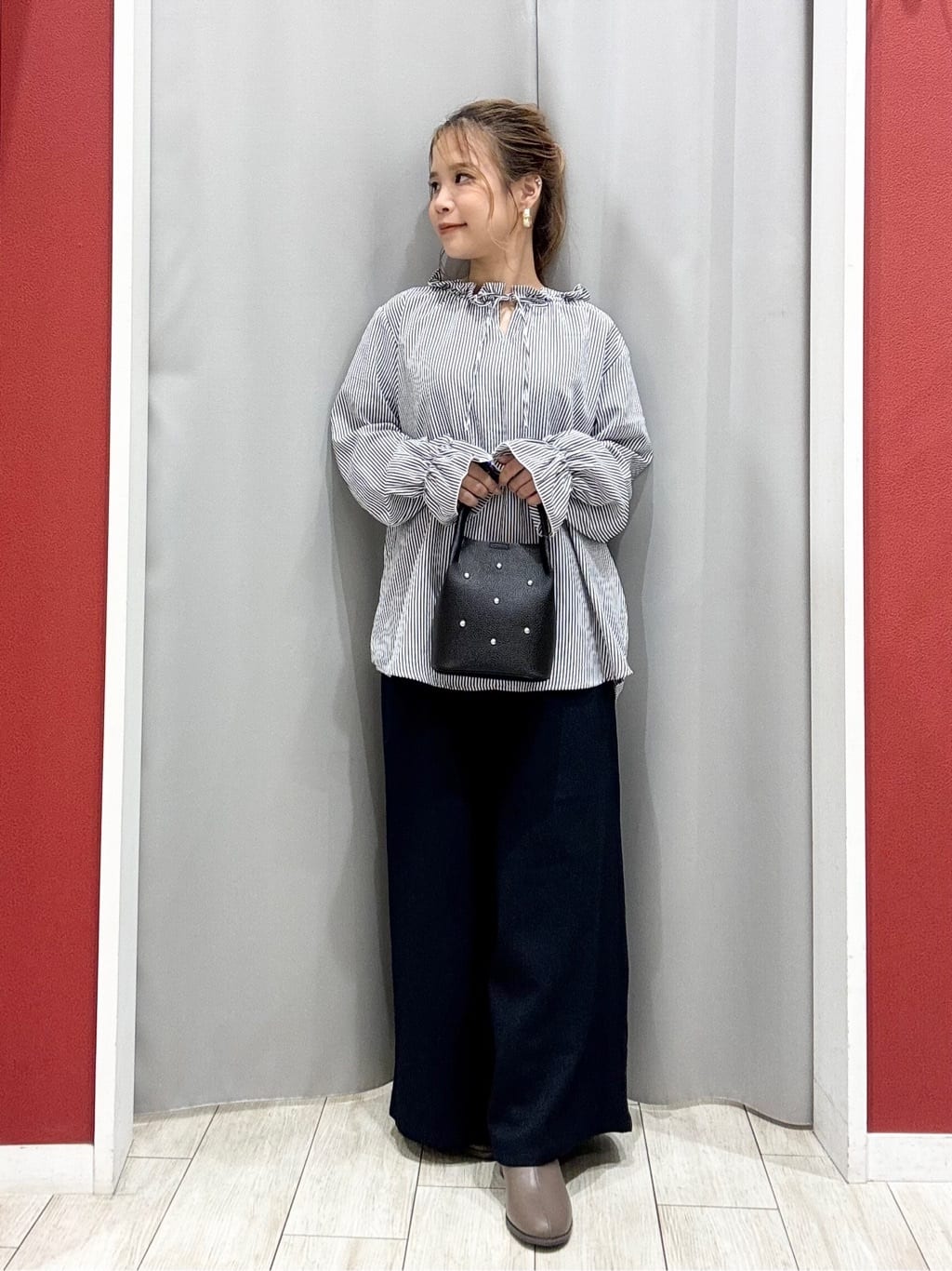 shioさんの「SHOO･LA･RUE｜ウエストまわりをすっきり魅せる デザインガウチョパンツ」を使ったコーディネート