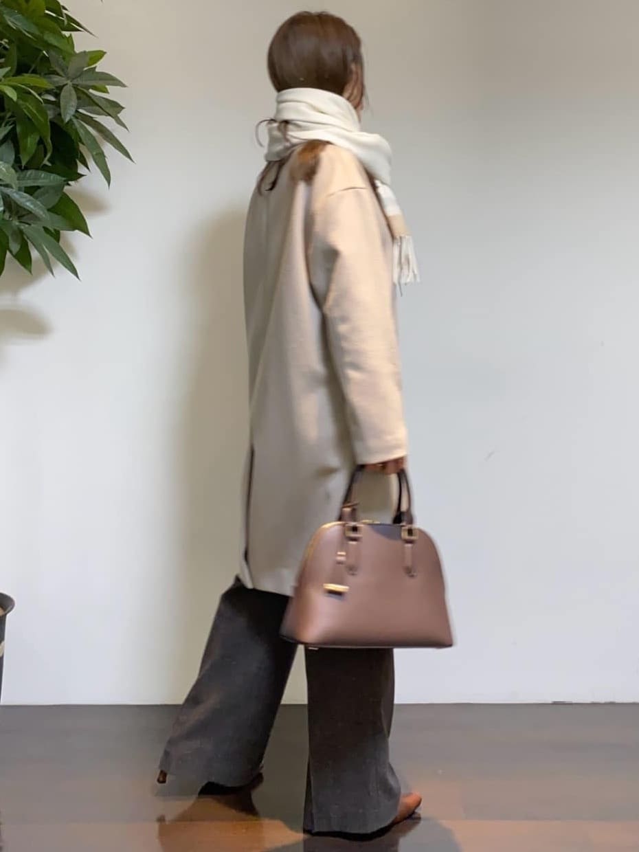 tomoさんの「UNTITLED｜【重ね着もおすすめ/洗える】ウールカシミヤ クルーネックニット」を使ったコーディネート