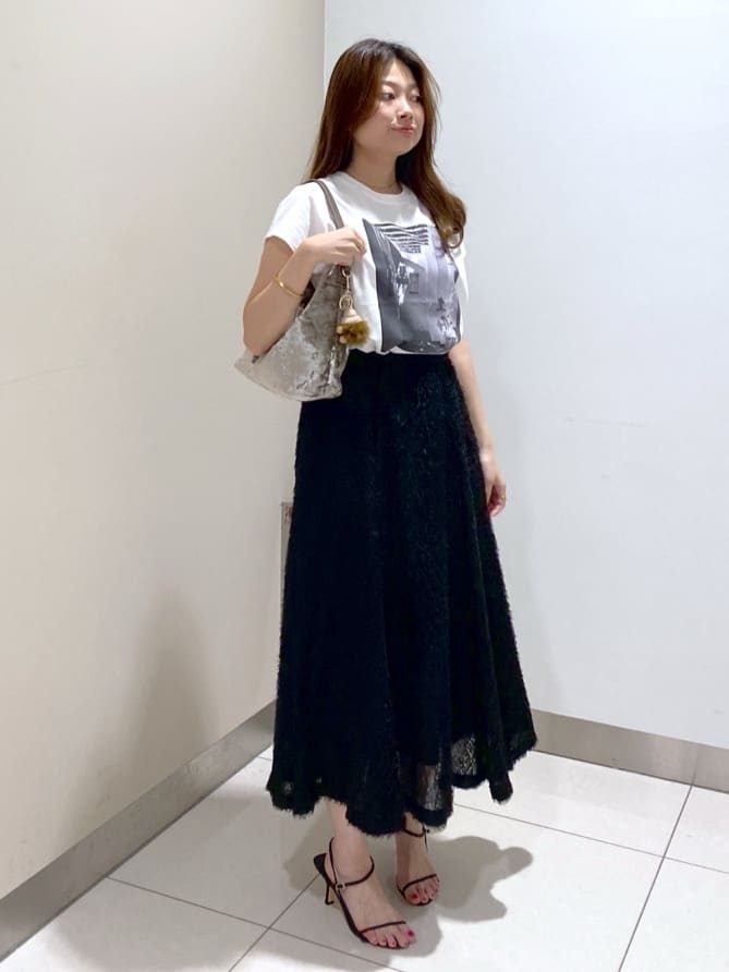 kanaさんの「UNTITLED｜【セットアップ可/後ろウエストゴム】フェザーマーメイドスカート」を使ったコーディネート
