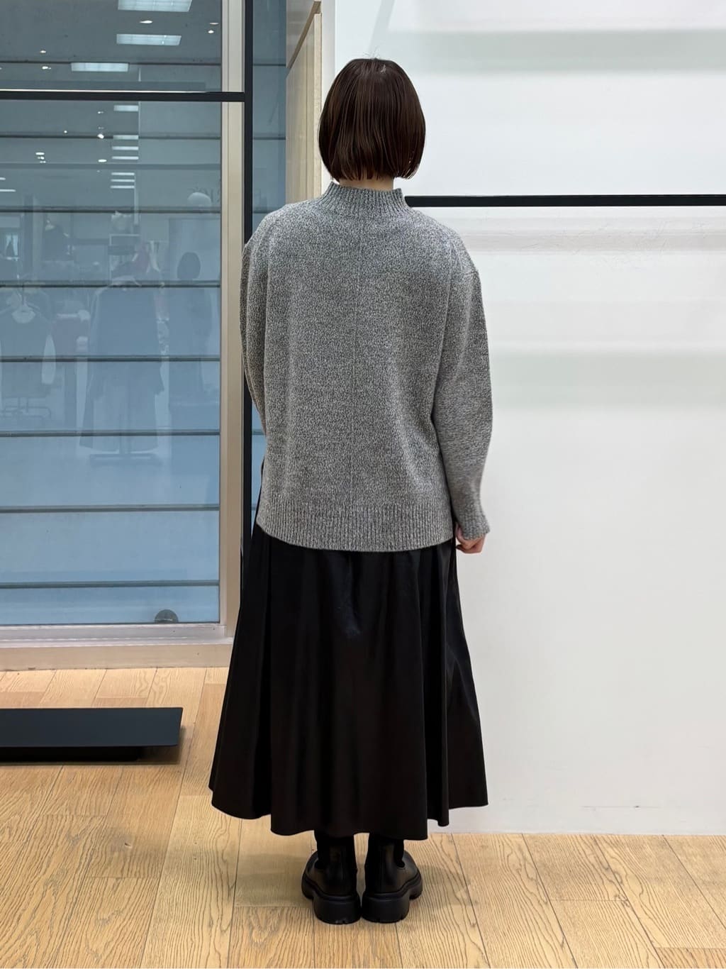 asamiさんの「INDIVI｜【冬ニット人気NO．1！／カシミヤ混】ミドルゲージハイネックニット」を使ったコーディネート
