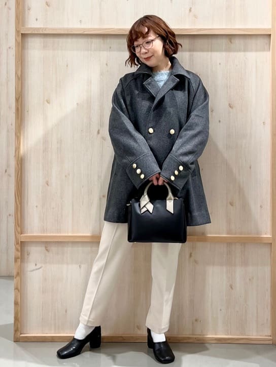 nakoさんの「THE SHOP TK｜クラシカルな装い ウールライクスタンドカラーコート」を使ったコーディネート