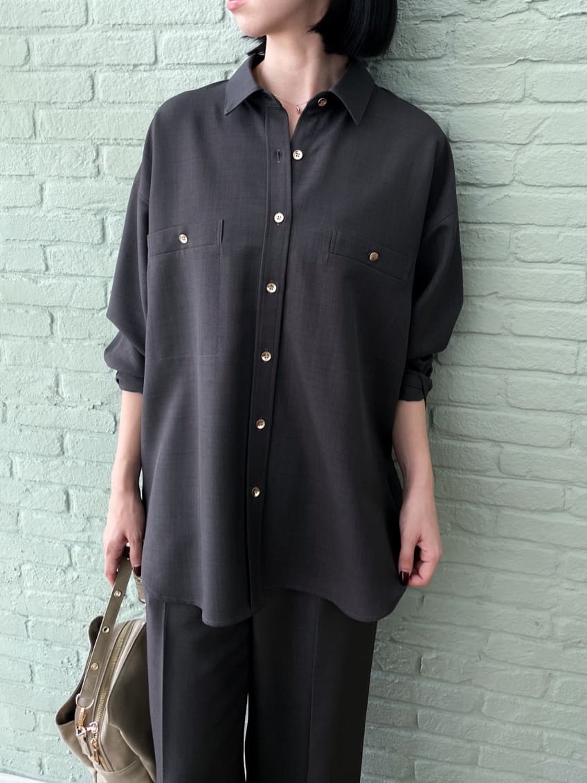 NATSUMIさんの「grove｜【カセット服/選べる着丈】洗濯機で洗えるオーバーシャツ」を使ったコーディネート