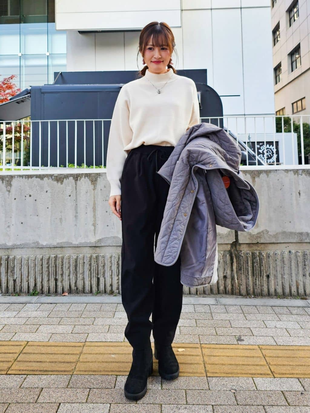 ゆゆさんの「SHOO･LA･RUE｜【撥水/フード取り外し可】自然にくびれる あったかダイヤ柄キルトコート【CIRCRIC】」を使ったコーディネート