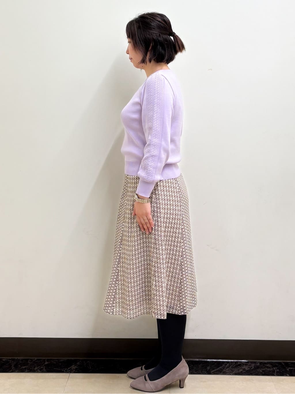 ミヨさんの「Reflect｜【選べる8色／スカートにもパンツにも◎】ウール混ボートネックニット」を使ったコーディネート