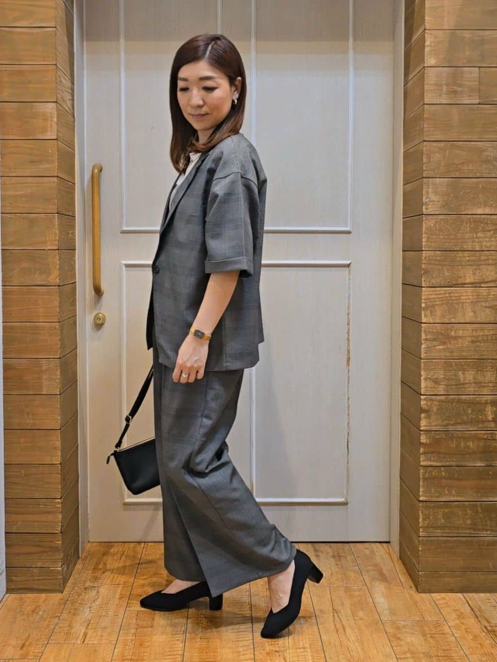 きららさんの「SHOO･LA･RUE｜【ひんやり/S-LL】大人の五分袖プリントTシャツ」を使ったコーディネート