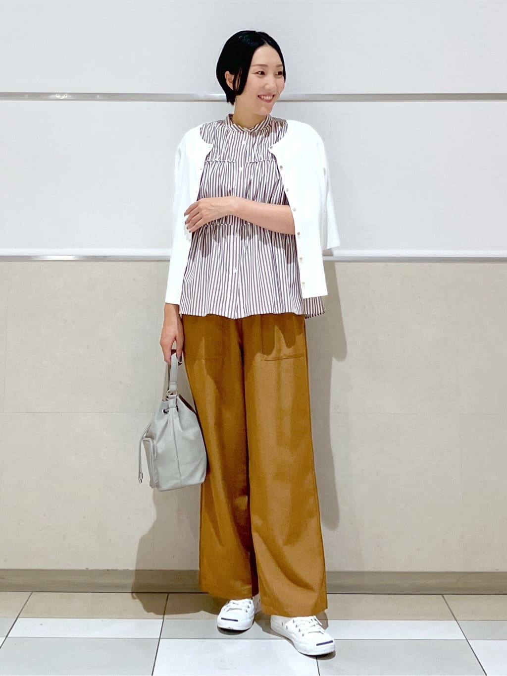 eriko さんの「Dessin｜【洗える】ストライプ柄ギャザーブラウス」を使ったコーディネート
