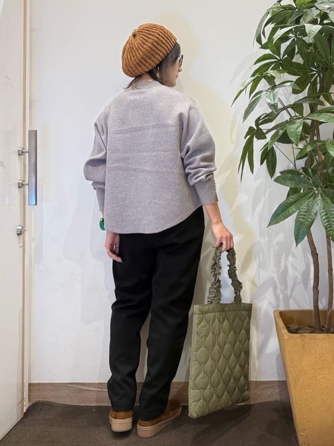 misakiさんの「SHOO･LA･RUE｜【S-LL/股上深め】裏起毛スマートイージーパンツ」を使ったコーディネート