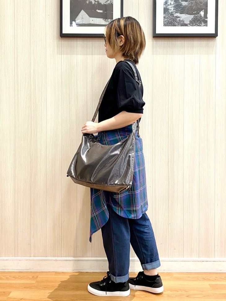 ユ（yu）さんの「SHOO･LA･RUE｜【ひんやり/S-LL】大人の五分袖プリントTシャツ」を使ったコーディネート