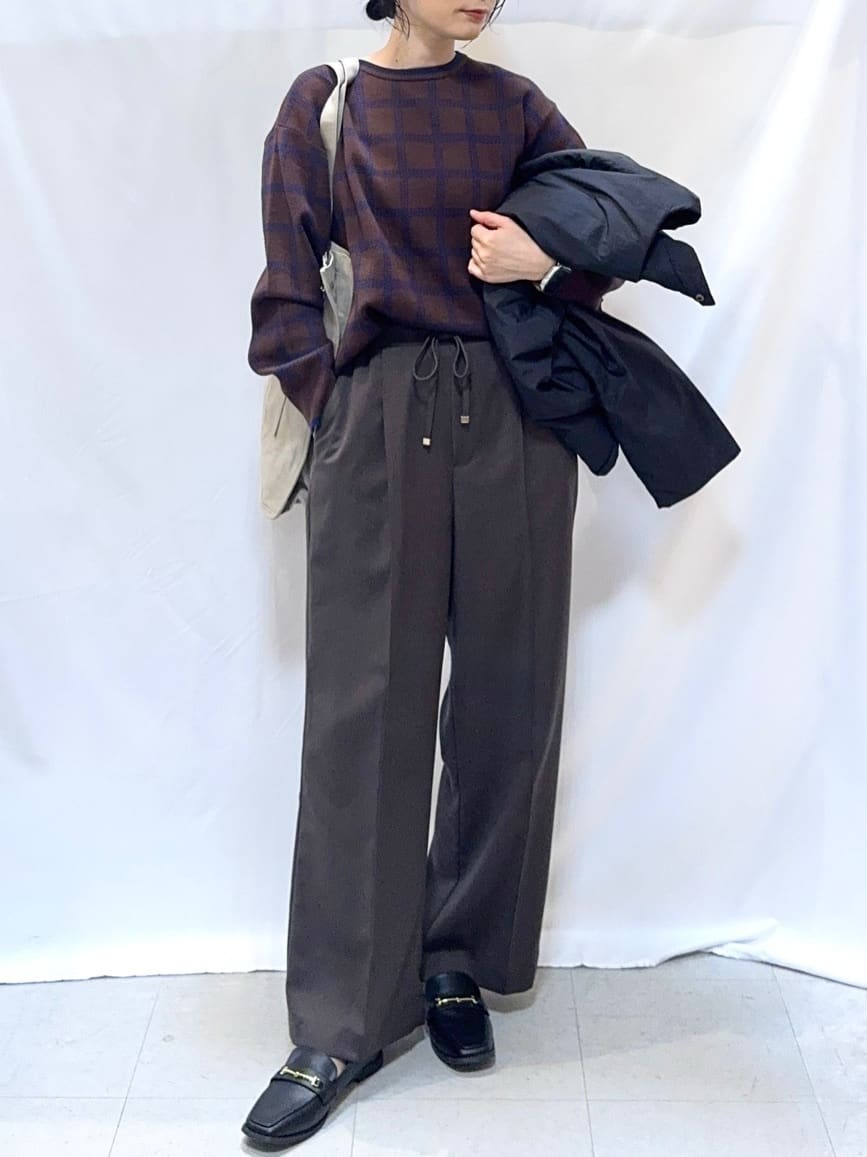 𝐇𝐢𝐫𝐨𝐦𝐢さんの「SHOO･LA･RUE｜【洗濯機可/撥水/リバーシブル】 ノーカラー中綿ブルゾン」を使ったコーディネート