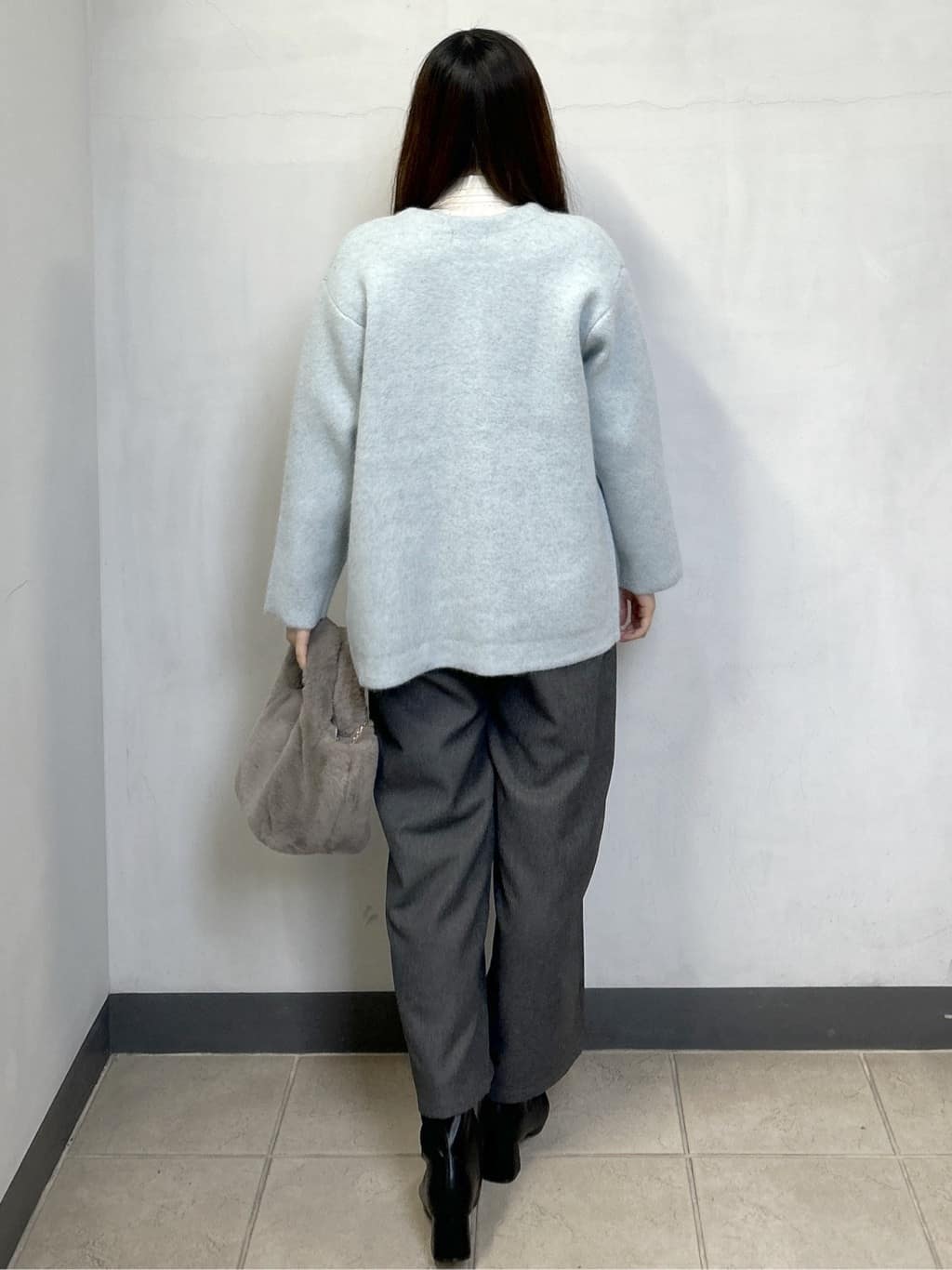 sayaさんの「OPAQUE.CLIP｜メランジ カーヴィーパンツ【洗濯機OK】」を使ったコーディネート