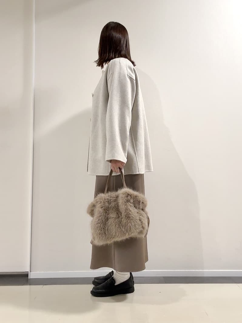 YUIさんの「UNTITLED｜【ミディ丈/軽やか】セミラグランリバー コート」を使ったコーディネート